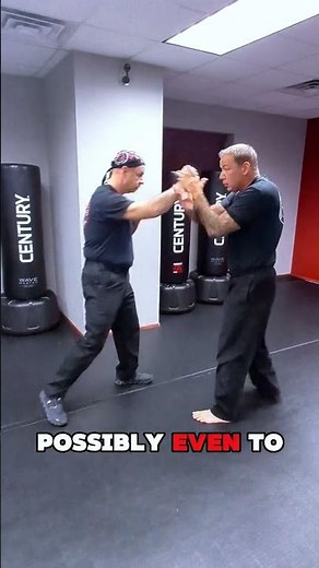 Maneuvering with the Figure 4 Lock