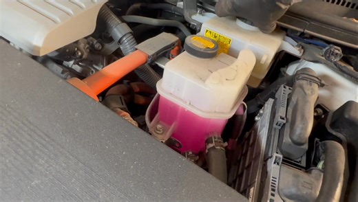 In this video I have this Lexus CT200H 2012 in which I will be changing the brake discs and pads, am using Blue Print parts which are a good brand but I did struggle with the fitting. #lexusct200h #frontbrakes #maintenance #diy #howto | The Flying Duck77 | Facebook