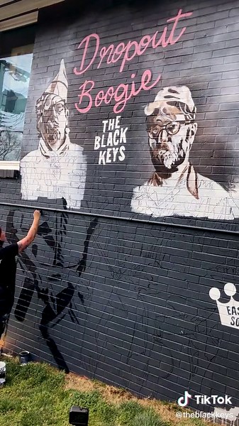 Kim Radford Mural at Grimey's: Pre-Order 'Dropout Boogie' Album Now!