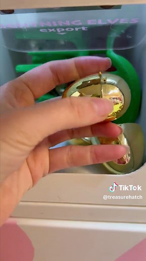 Discover Hidden Treasures in the Claw Machine!