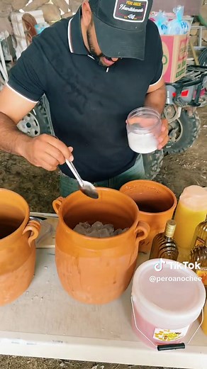 Tutorial de Cantaritos: Aprende a Preparar el Trago Mexicano