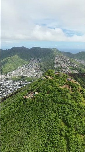 Koko Crater Summit. Who's hikes all 1000+ rail ties to get to the top of this beast? Oahu Hawaii