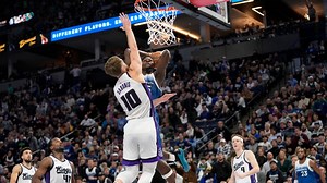 Kings beat Wolves 124-111 in In-Season Tournament behind Fox's 36 points