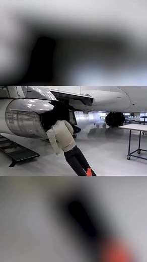 Airplane Reverse Thrust ✈️ Video by: flight_aerospace #aircraftmaintenance#aviation#fly #aviationlovers #avgeek#fly #airport #aviationphotography#flying#airbuslovers #planespotters#boeinglovers #jet#instagramaviation #cessna#aviationdaily #militaryaviation#instahelicopter #bll#eurocopter | Aviation Humor