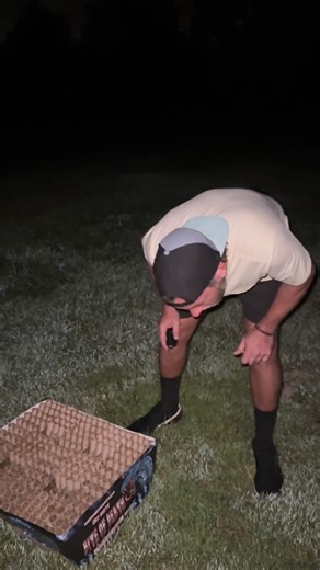 8.4K views · 17 reactions | Officially our most loved firework closing out October  #pyro #pyrotechnics #firework #fireworks #fireworkshow #fireworksdisplay #boomboompow #fourthofjulyweekend #fourthofjuly #fireworks #novemberchallenge | House of Fireworks | Facebook