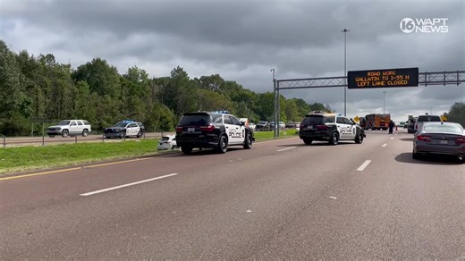 TRAFFIC ALERT An ambulance that was responding to a wreck on I-20 West was hit by an SUV. Here's what we know: https://www.wapt.com/article/ambulance-responding-to-crash-hit-by-suv-on-i-20-in-jackson/68882548 | 16 WAPT News