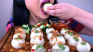 ASMR Phan | ASMR EATING SOUNDS. Chewy Rice Cake Balls! Banh It is made from Glutinous Rice Flour and filled with ground meat and mung beans. It’s... | Instagram