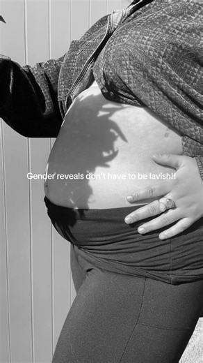 Simple and Memorable Gender Reveal Ideas