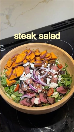 our weekly dinner rotation! steak salad 🥩🥗 #cooking #easyrecipe #steak #simplerecipe #dinnerideas