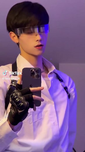 Supporting Wang Rui: A Heartfelt Message