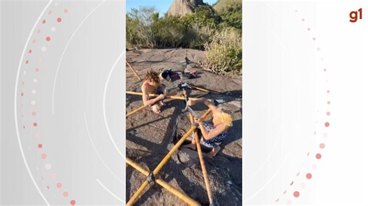 Pirâmide para a prática de bambu flow é desmontável