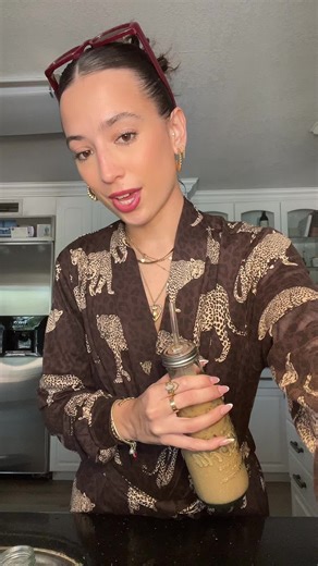 Ughhhh this robeeeeuh so good #ootd #ootdinspo #vlog #comewithme #robe #loungewear @MASONgrey