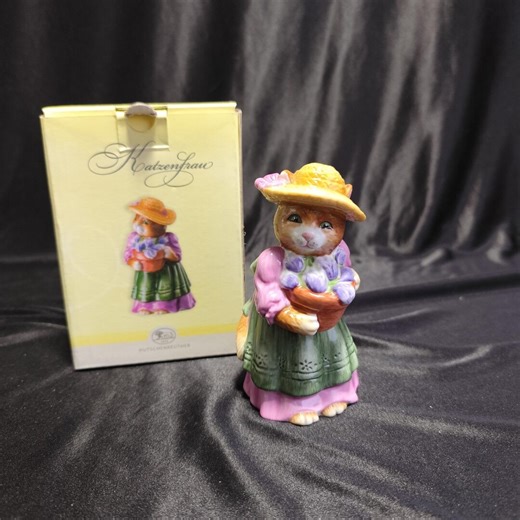 Hutschenreuther Porcelain Figurine Lady Cat | Easter 2020 | Multicolor Collectible - Etsy
