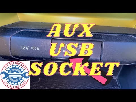 Kia Stonic 2018 Petrol 998cc Aux And USB Plug Connector Locations 