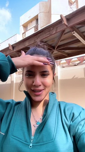 Exploring Emotional Connections in Everyday Life