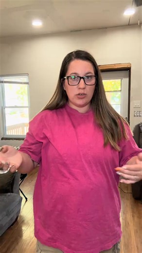 I wasn’t expecting compliments… but every time I wear this stack, someone says something. Simple, classic, just enough to catch the eye. ✨ 40% off today only. | Veinci | Facebook