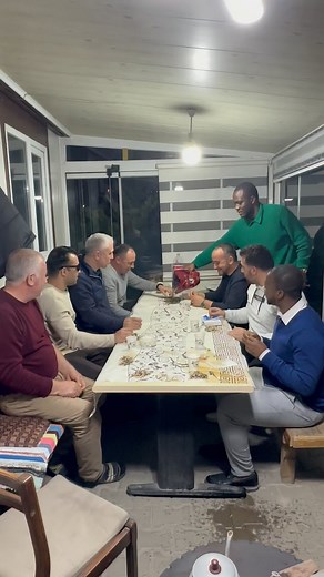 Amir Zakaria on Instagram: "Afiyet Olsun😀😂"