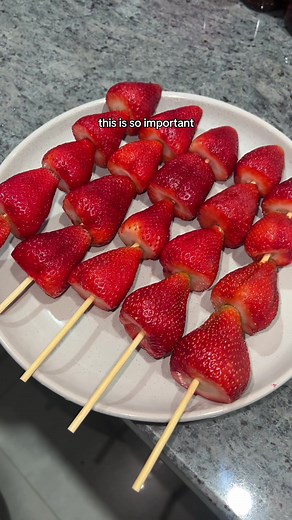 Easy Tanghulu Recipe: How to Make Sugar Coated Fruits