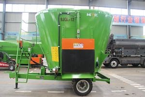 [Hot Item] High-Efficiency Cattle Feed Mixer for Dairy Farms and Agriculture