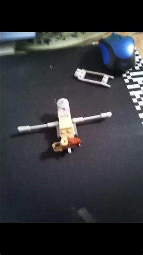 building the Mando and Grogu speeder set