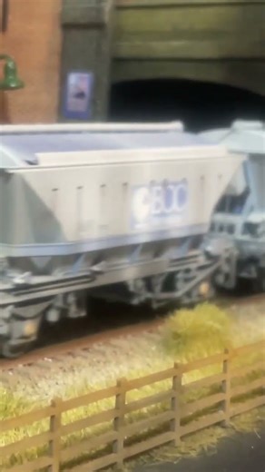 China Clay #modelrailways #modeltrains #train #railway #class37 #bachmann #railfreight #diesel