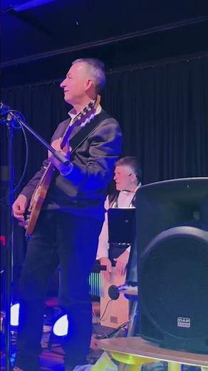 Über den Wolken Reinhard Mey 🎸 Munich Age Breakers