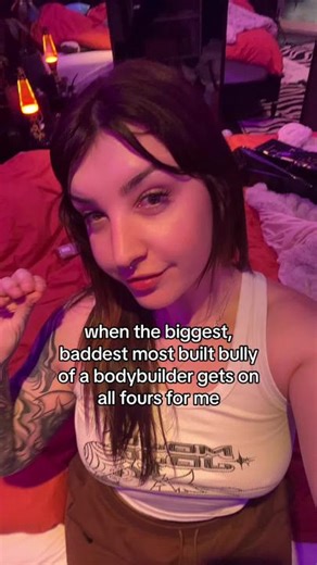 Sarah Button (@aussarah)’s videos with Ain't It Fun - Paramore