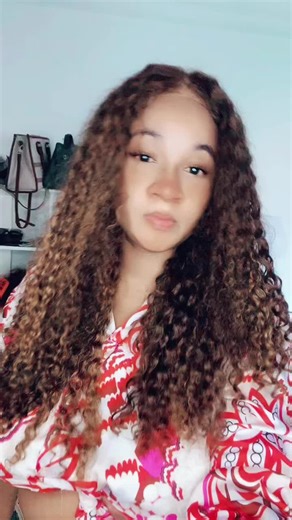 Vidéos de jolie madame (@joliemadame00) avec son original - Naturel😔des☘️faux 🙏🏻