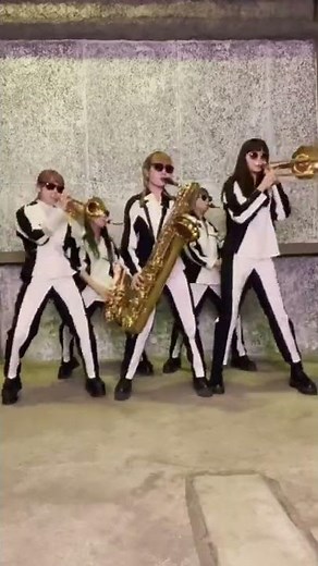 Uptown Funk😎🤟