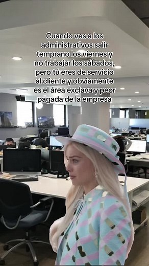 Memes Divertidos sobre Administrativos y Clientes