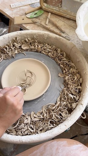 86K views · 404 reactions | How to trim a cup and saucer ❤️ ••• Follow @byslowstudio for more! | The Ceramic School | Facebook