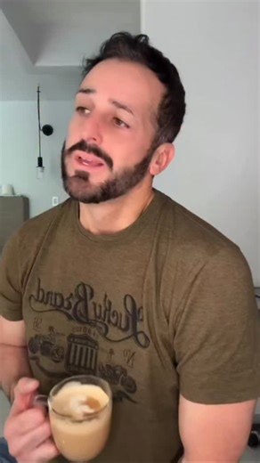 Jonathan Cardenales on Instagram: "Que vas a saber tú de dolor #humor #adolecentes #family #mom #instagood"