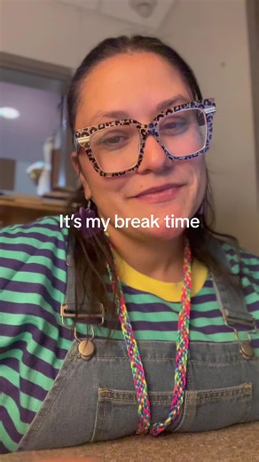 It’s my lunch time! Come eat with me. 🍔🥪🌭🥗🌮 #breaktime #teacherlunch #breaktalk #lunch #teachersoftiktok