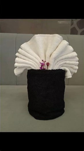 Make a Towel art #flowerkingdom #flowers #florida #fonaandflora
