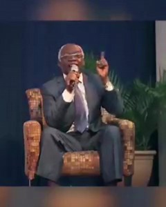 428K views · 7K reactions | BRITAIN AND AMERICA ARE DEFINITION OF CORUPTION, WATCH AND TELL WHO IS DECIEVING WHO | Biafra UNITY | Facebook