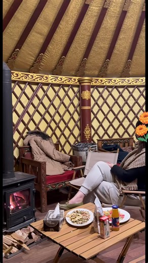 Hanna Khan (@hanna.khan70)’s videos with ishq da saagar - Sh 🌹🌹🥰🌹lari