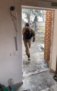 Soldiers from the 33rd Separate Mechanized Brigade send some explosive gifts to the invaders. Glory to the heroes 🇺🇦 Support Our Work:- buymeacoffee.com/uaforcesunited #ukrainenews #invasion #freedom #russiaukraine #ukrainian #ucrania #kremlin #poland #europe #ukrainerussiawar #warzone #russianwar #ua #donbass #kherson #uaforcesunited2 | Ukrainian Forces United