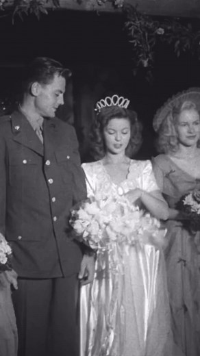 19 reactions | #1945 The Marriage of Shirley Temple and Her First Husband John Agar (U.S. Army Sergeant) | Cristiane Lima | Facebook