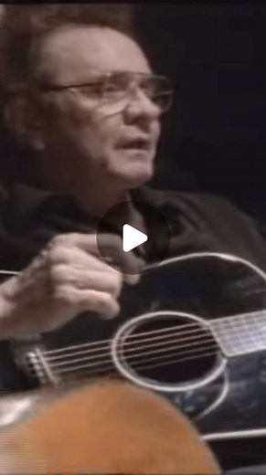 Lord Rare Rock on Instagram: "REMEMBER SOMEONE REALLY LOVES YOU - The Highwaymen play “Live Forever” live in studio (1995). The Highwaymen featured country legends Johnny Cash, Waylon Jennings, Kris Kristofferson and Willie Nelson, this band represents classic country at it’s peak. Only releasing three albums, they were the highlight of the 80’s and 90’s essentially ushering in what has become the folk ‘singer/songwriter’ genre that we know today. “Yes, they are the country supergroup, but it wa