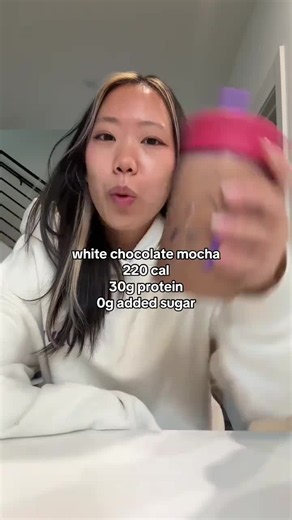 this is how you make white chocolate mocha with 30g protein ☕ | white chocolate mocha