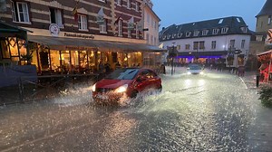 Wateroverlast in Zuid-Limburg door zware regenbuien