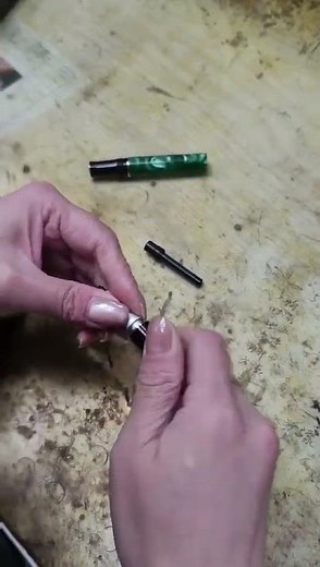 How to assemble Hongdian N12 fountain pen.