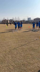 222K views · 2.5K reactions | Speed And Agility Drill   Credit To @zmeu.denis - instagram  Football Training Exercises - Soccer Training Drills  #footballtraining #grassrootsfootball #footballtrainer #footballskills #soccer #soccertraining #soccerskills #soccertraining #soccerskills #footballdrills #football #soccercoach #footballcoach #kidssoccer #kidsfootball #soccer #football #futbol | Grassroots Coaching Drills | Facebook