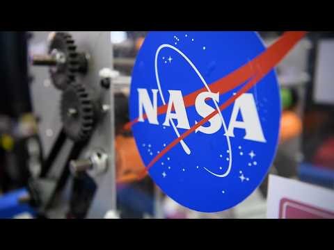 NASA Mentors the Artemis Generation at FIRST Robotics in Mississippi