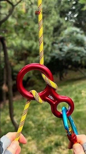The absolute safest way to rig an emergency rappel in under 5 seconds! 🧗‍♂️⚡