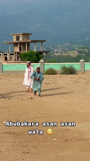 Abubakar asan asan wala... #captainkamran #bodagi #funny #funnyvideos #bodagy #cricket | Food Pakistan 0.2