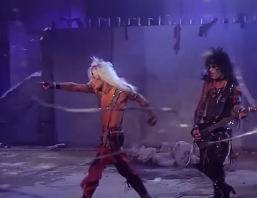 This week… “Looks That Kill” was released first week of January in 1984 on Elektra Records. The song is considered one of their best. It has regularly featured in Mötley Crüe’s live performances. The video marked the band’s inaugural appearance on mainstream MTV. • #motleycrue #vinceneil #nikkisixx #tommylee #mickmars #1983 #heavymetal #hairmetal #glametal #glamrock #rocknroll #hardrock80s #hardrock #sleazemetal #rockandroll #rock #mtv #80smusic #sunsetstrip #80sheavymetal #metal #hairrock #meta
