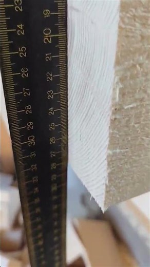 🪚 Check the perfect cut — 300 mm fir. Portable Bandsaw PBS300 TITAN cuts massive beam