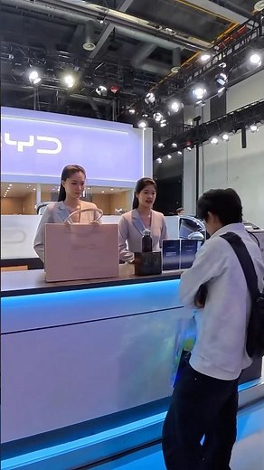 Elegant Reception: Poise and Beauty at the Front Desk! 🌷 #ElegantBeauty #Receptionist #Grace