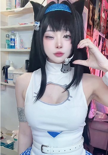 can you be my oshi? 🥹 #mint #mintcosplay #nikke | cosplay outfit